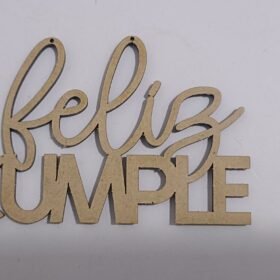 Letrero Feliz Cumple en MDF